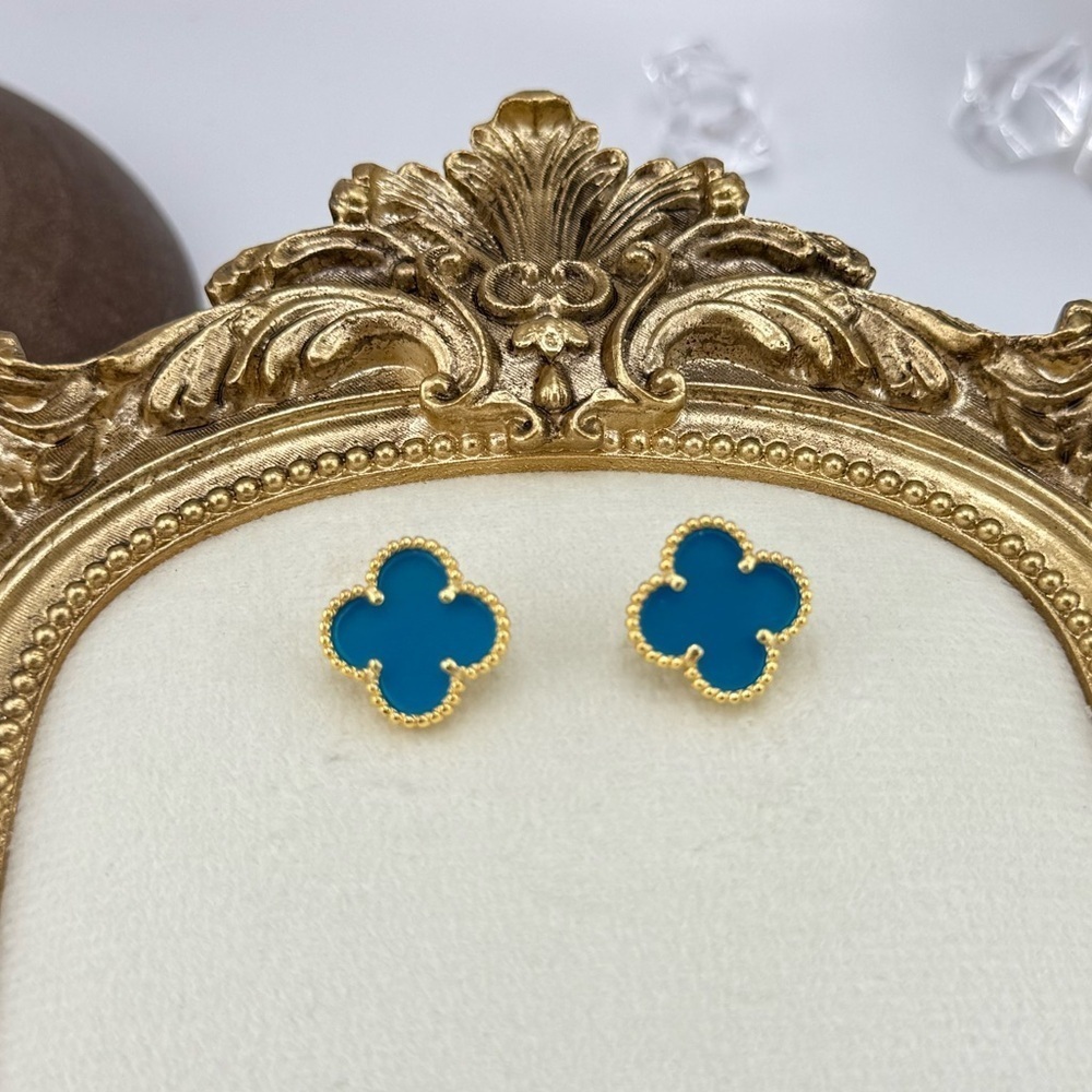 Lucky Clover Alhambra Stud Earrings – Turquoise Blue with Logo | Sterling Silver - Picture 3 of 8